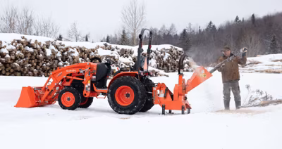 2025 Kubota LX2610HSDC 4