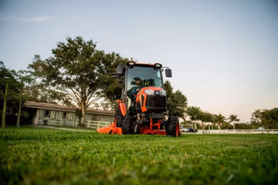2025 Kubota LX2610HSDC 11