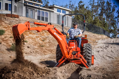 2025 Kubota L3302 7