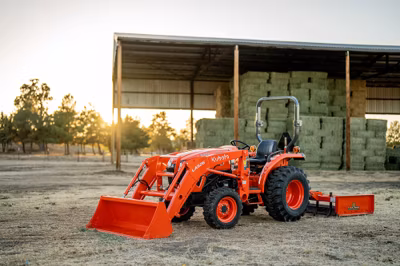 2025 Kubota L3302 10