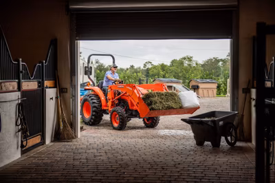 2025 Kubota L3302 18