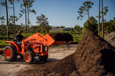 2025 Kubota L3302 19