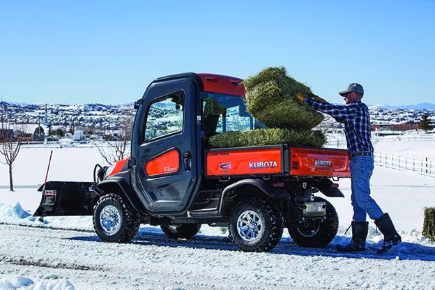2025 Kubota RTV-X1100C - Image 2