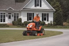 2025 Kubota GR2120 4