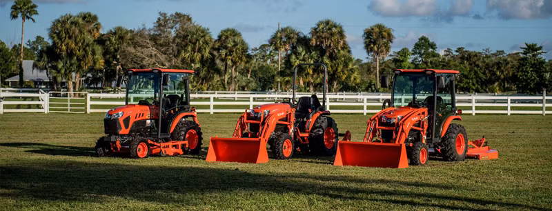 2025 Kubota LX2610HSD - Image 2