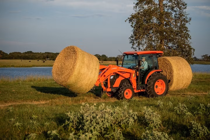 2025 Kubota MX5400 HST 4WD - Image 20