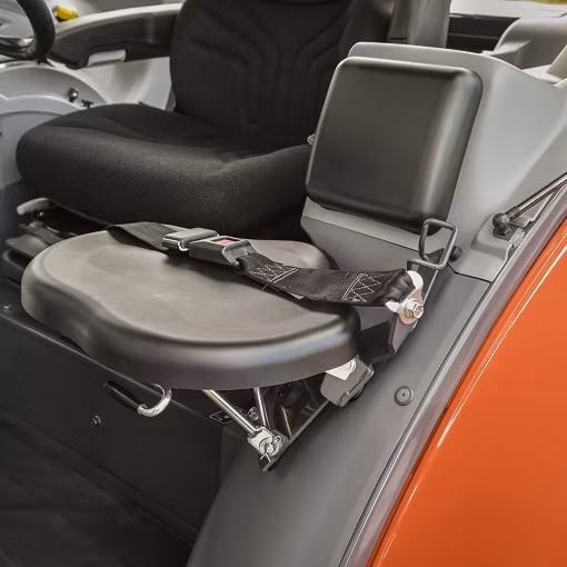 2025 Kubota M4-061 - Image 5