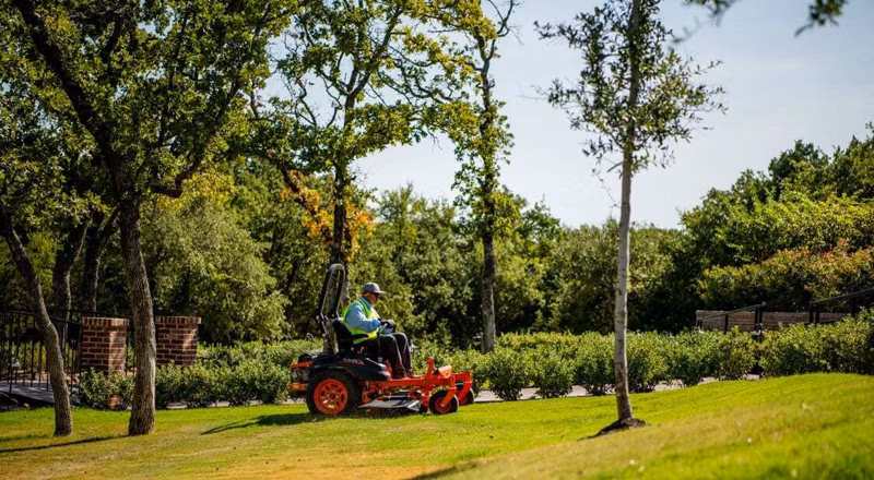 2025 Kubota Z422KWT-60 - Image 3