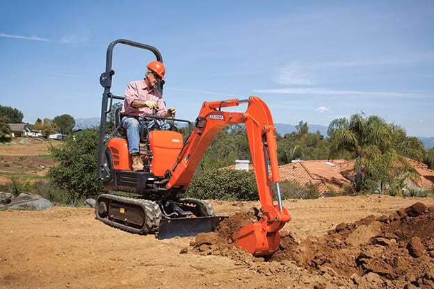 2025 Kubota K008-3 - Image 1