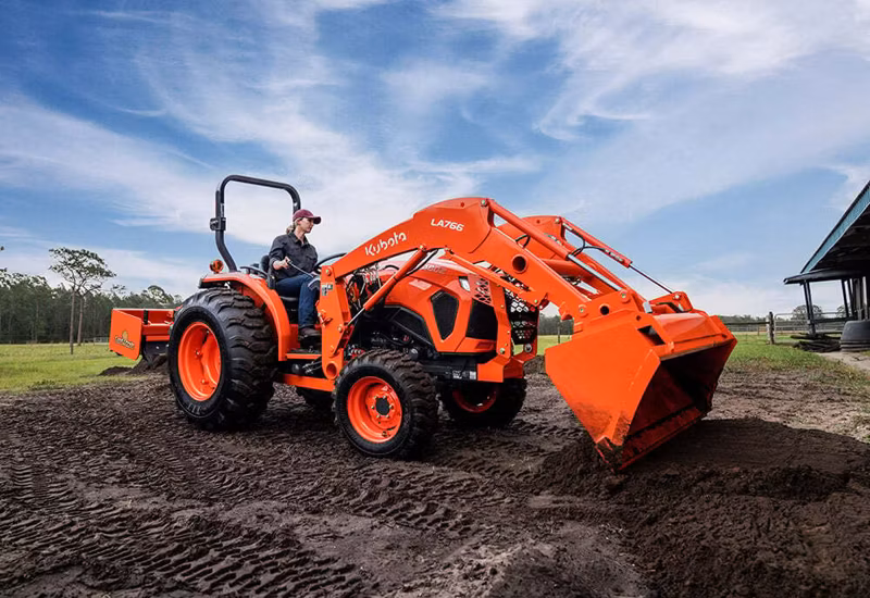2025 Kubota L4701 Gear Drive Transmission-4WD - Image 11
