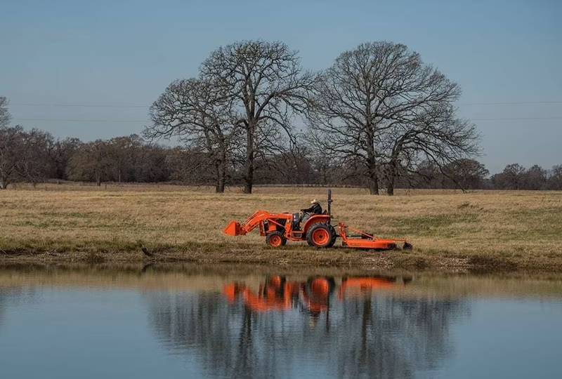 2025 Kubota L4060 FST (4WD) - Image 4