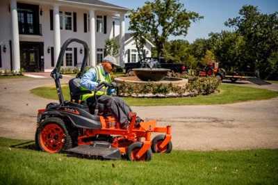 2026 Kubota Z422KWNC-54 3
