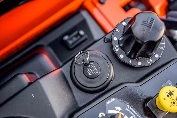 2026 Kubota Z452KWi-54 - Image 8