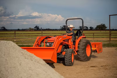 2025 Kubota MX4900 19